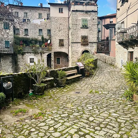 Casa Ponte Vecchio Apartment Bagnone